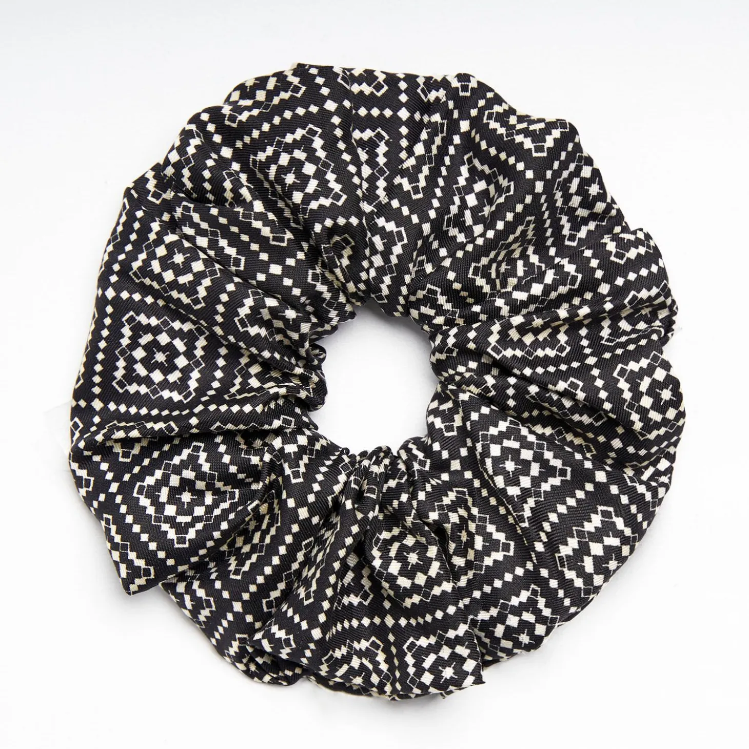 Black Silk Scrunchie - Archivio Pattern