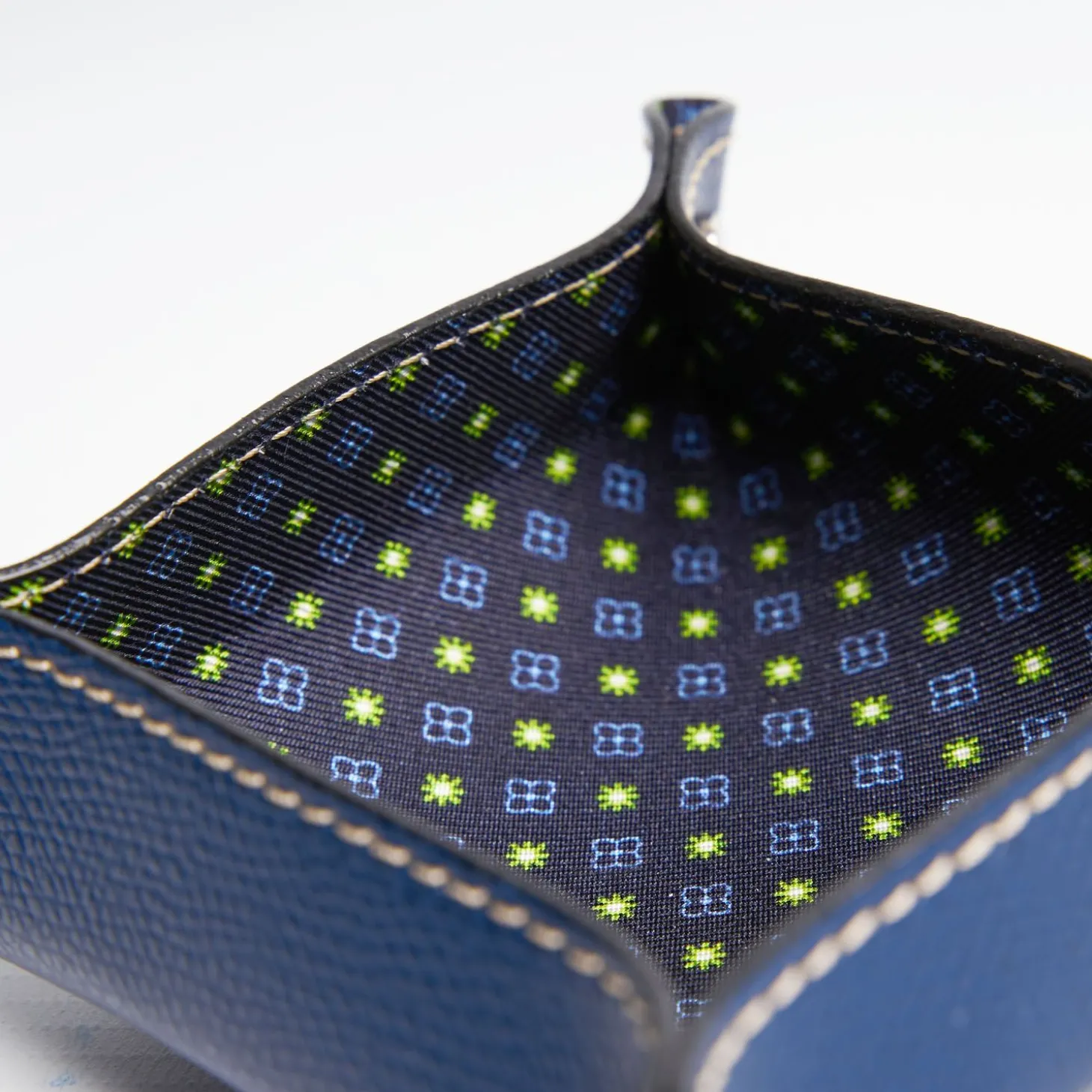 Blue Small Leather Vide00A0Poche