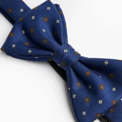 Bluette Pre-Knotted Silk Bowtie - Small Flower Pattern