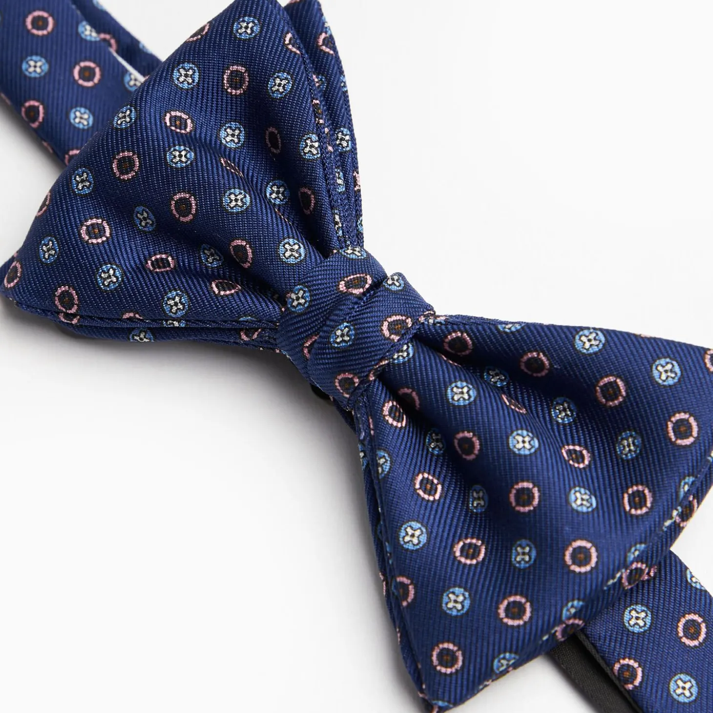 Bluette Pre-Knotted Silk Bowtie - Small Flower Pattern