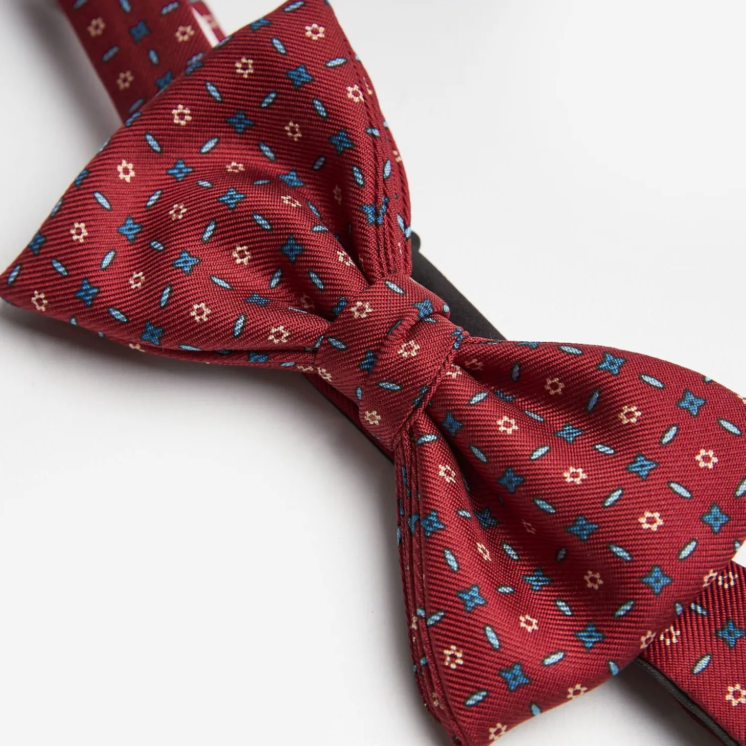 Burgundy Pre-Knotted Bowtie- Small Flower Design