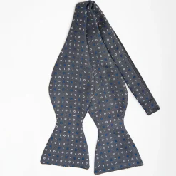 Dark Grey Silk Bowtie To Self-Tie - Small Flower Pattern