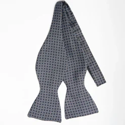 Dark Grey Silk Bowtie To Self-Tie - Small Flower Pattern