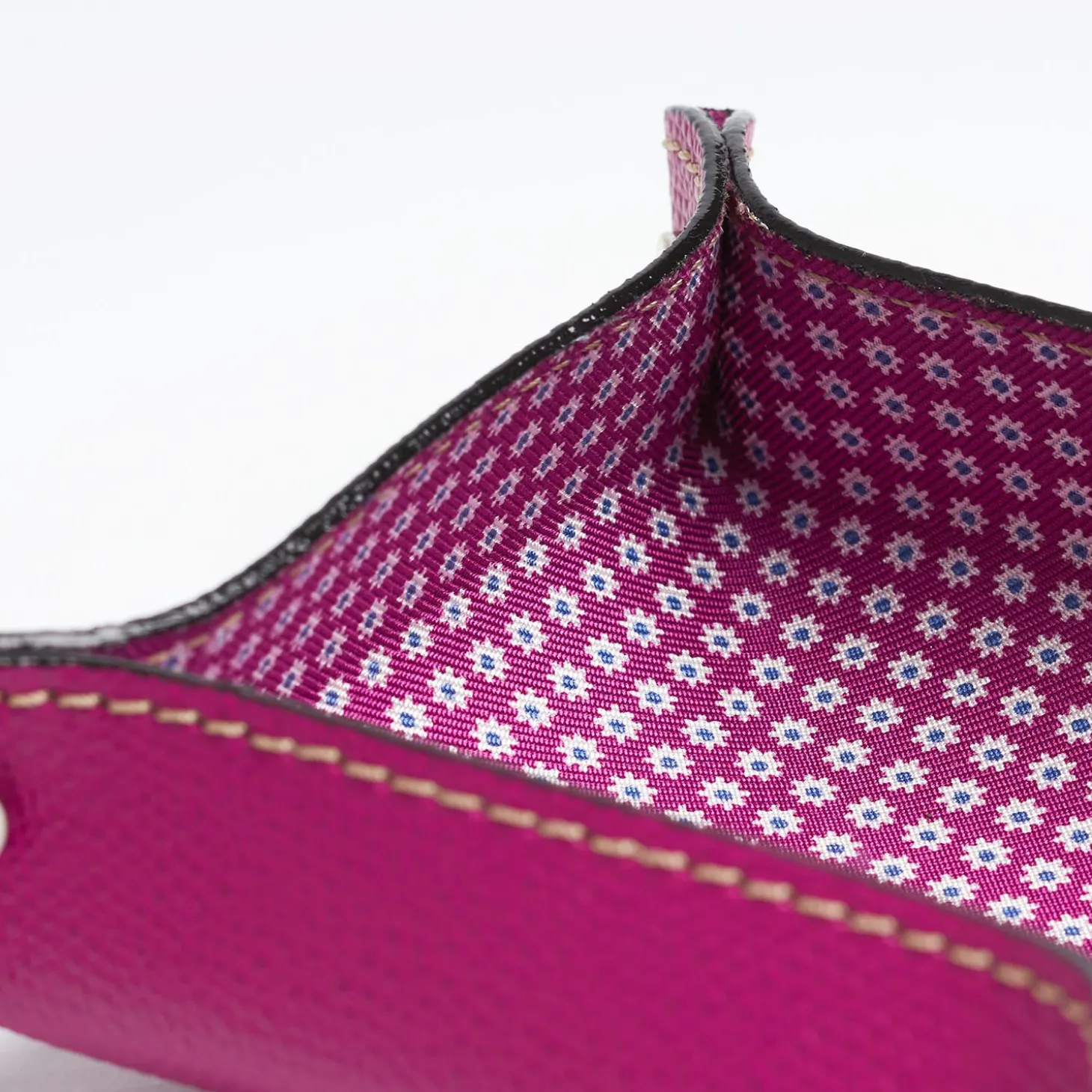 Fuchsia Small Leather Vide00A0Poche