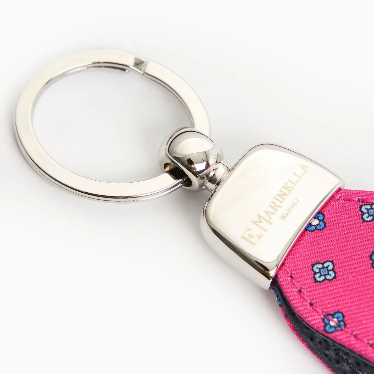 Fucsia Keyfob In Silk And Leather