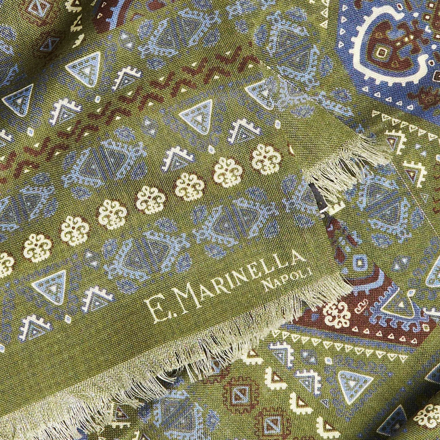 Olive Green Tubolar Scarf In Wool And Silk
