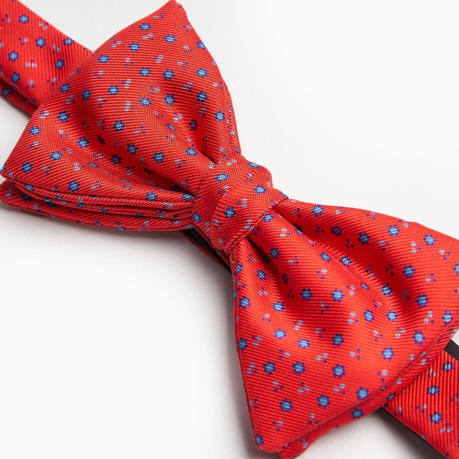 Red Pre-Knotted Silk Bowtie- Small Flower Pattern