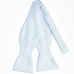 White Silk Bowtie To Self-Tie - Small Geometric Pattern